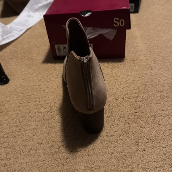SO Ankle Boots 8.5M - Picture 4 of 5
